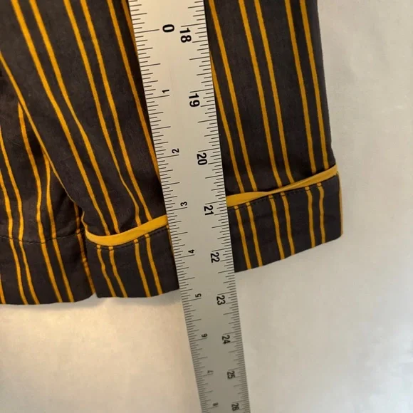 Pottery Barn Teen Harry Potter Pajamas Hufflepuff Stripe Shirt Pants size medium - Picture 14 of 16